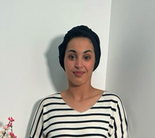 Portrait de Malika, animatrice Mydressin